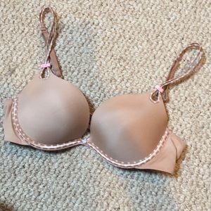 Nude Very Sexy push up bra.